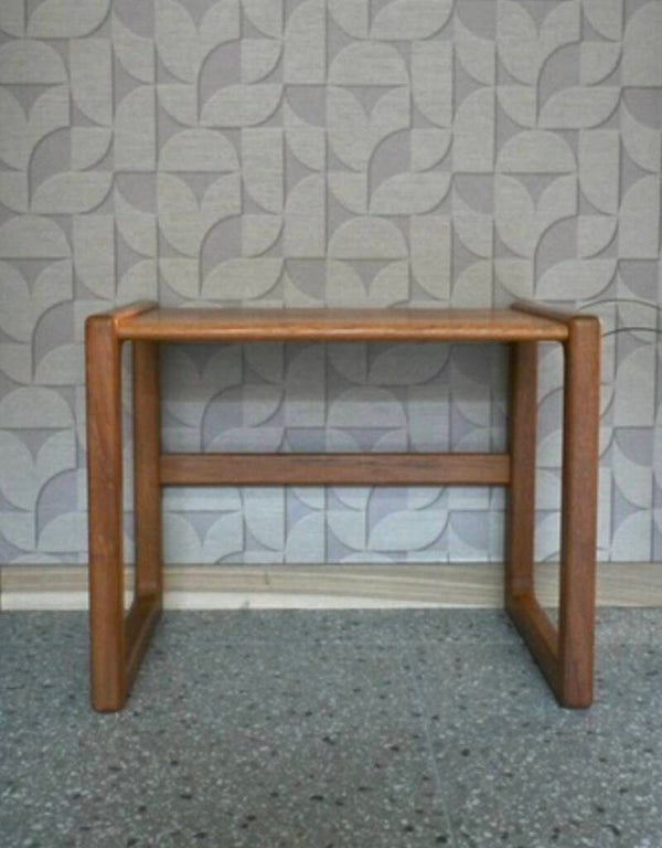 Vintage massief eiken bijzettafel Deens Design