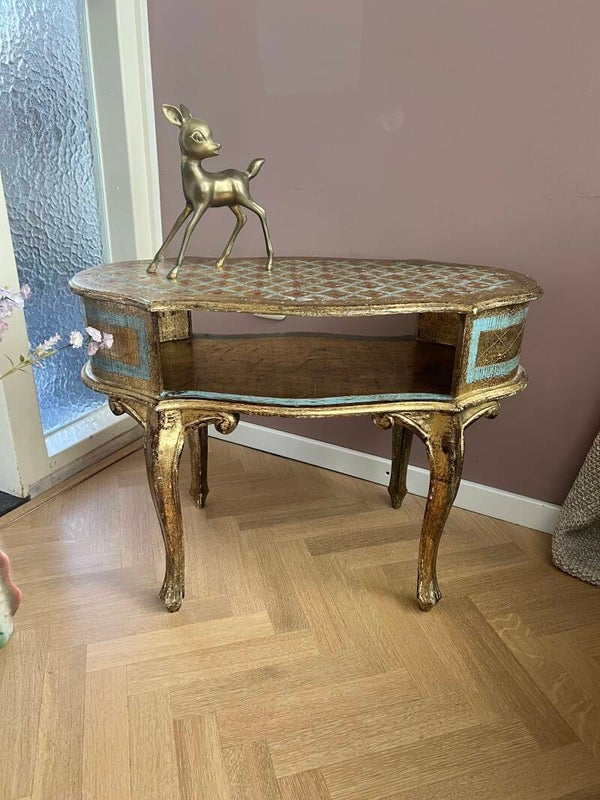 Florentijns gouden kastje of bijzettafeltje Italiaans