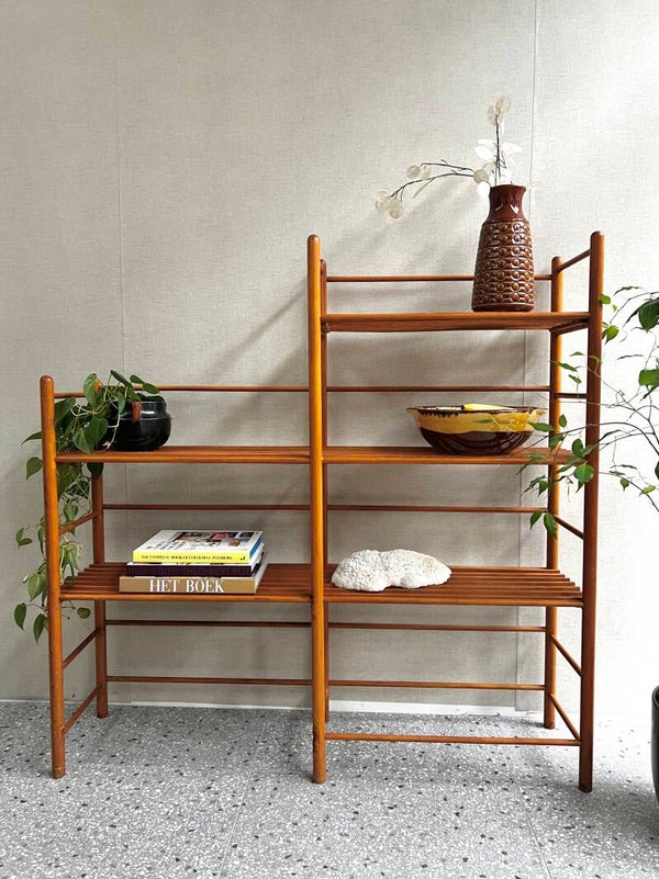 Hele leuke stokkenkast uit de jaren 60