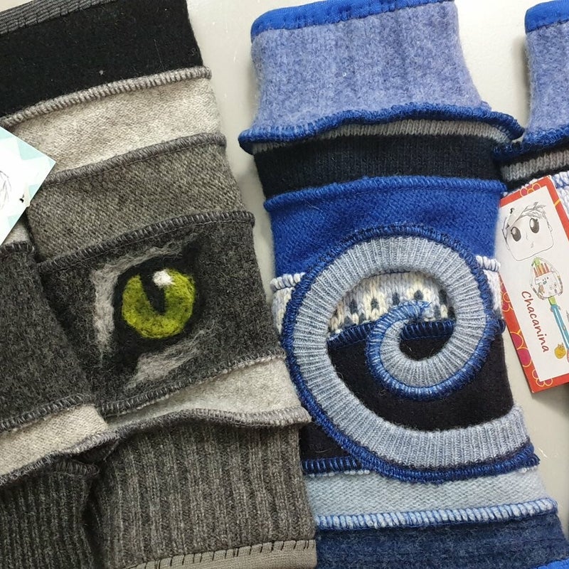 needle felted Cat eye and blue with swirls