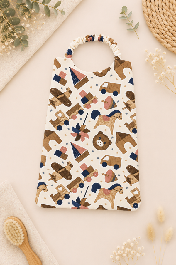 Serviette élastiquée pour la cantine