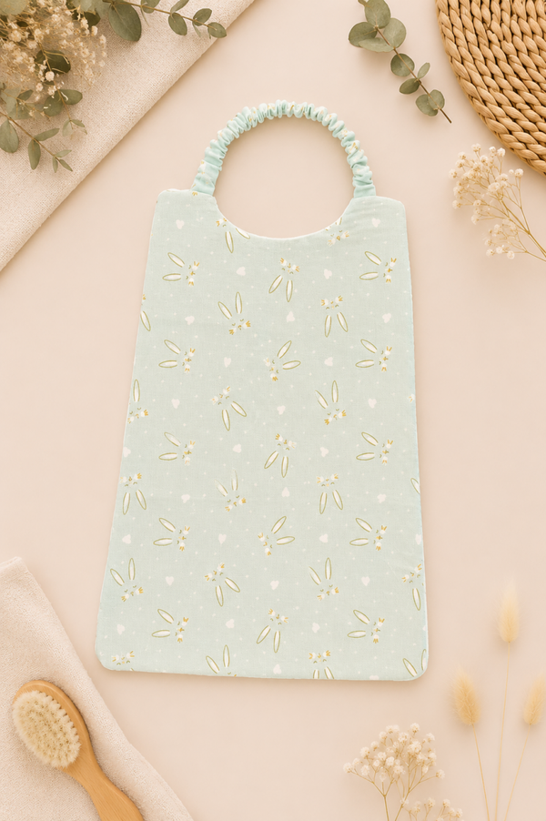 Serviette élastiquée pour la cantine