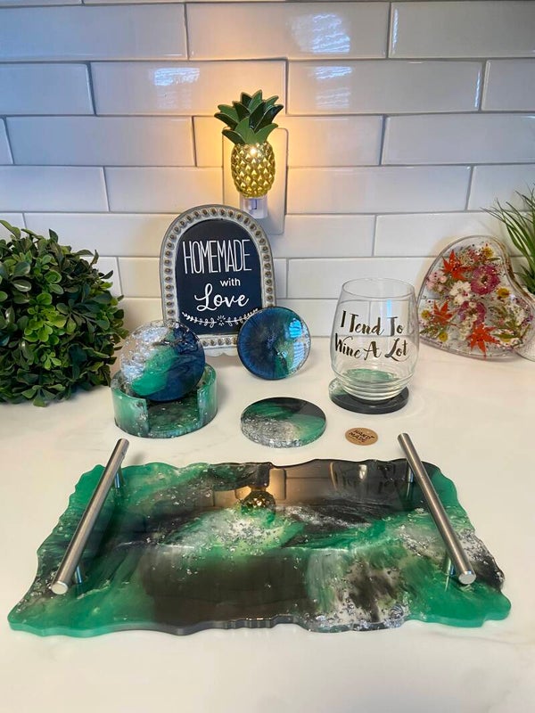 GREEN/BLACK MARBLE SERVING TRAY W/MATCHING COASTER SET