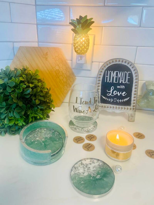 GREEN/SILVER ROUND COASTER SET