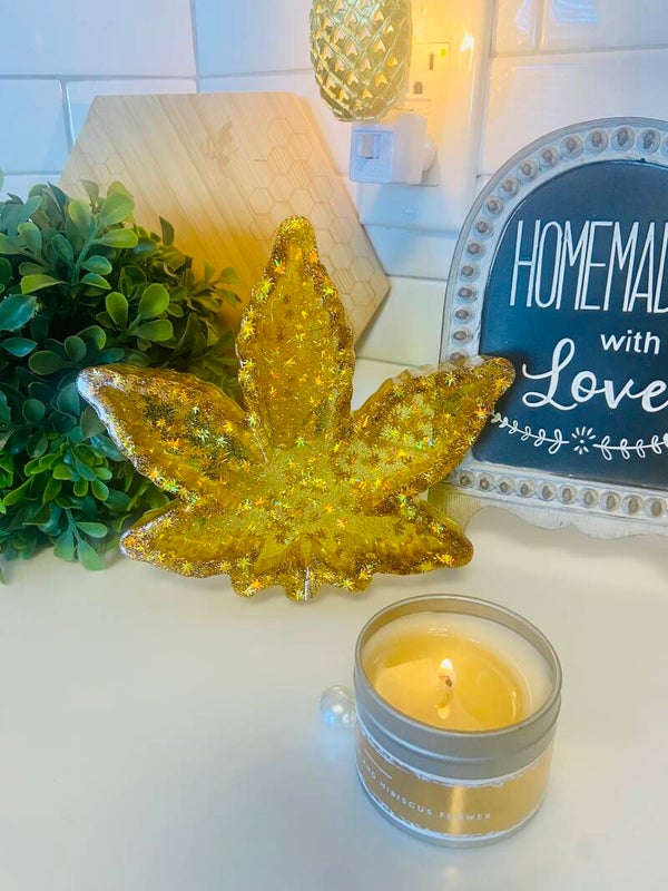 GOLD GLITTER MAPLE/WEED LEAF ASHTRAY