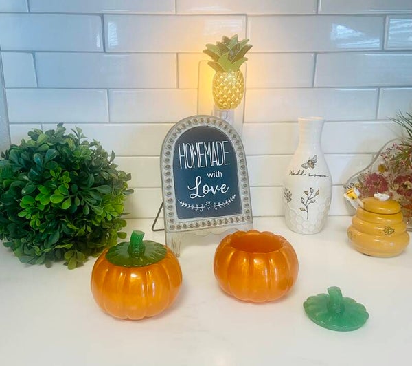 Pumpkin candy dish w/lid