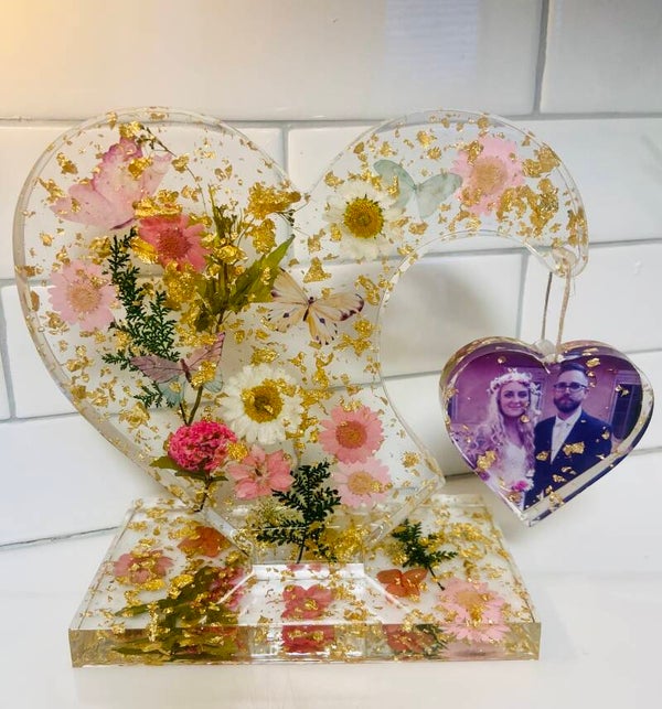 Resin Flower Heart Shape Decor w/ Personalized Picture