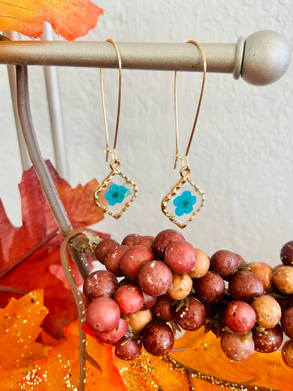 Pressed Flower Drop Earrings