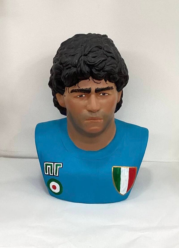 Maradona mezzo busto