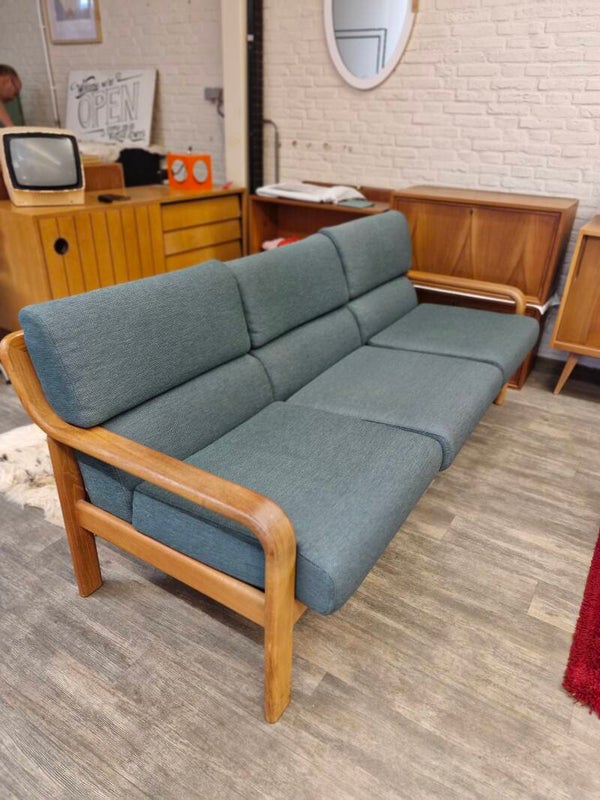 Vintage Deens design driezits bank L. Olson & Son