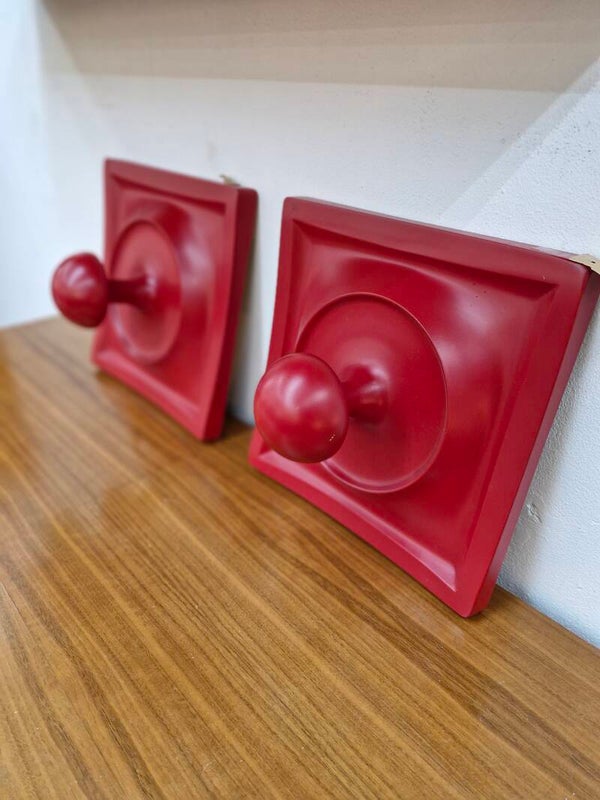 Vintage kapstok haak / bol rood space age