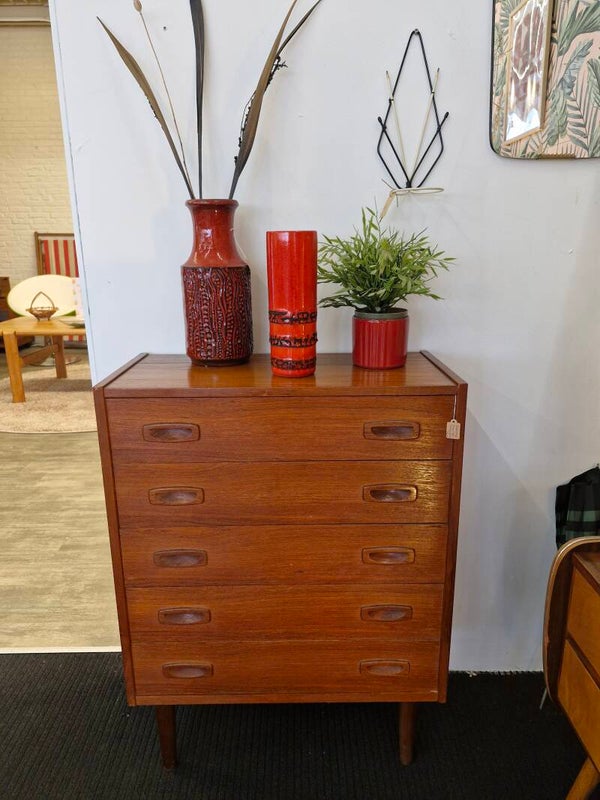 Vintage ladekastje houten greepjes