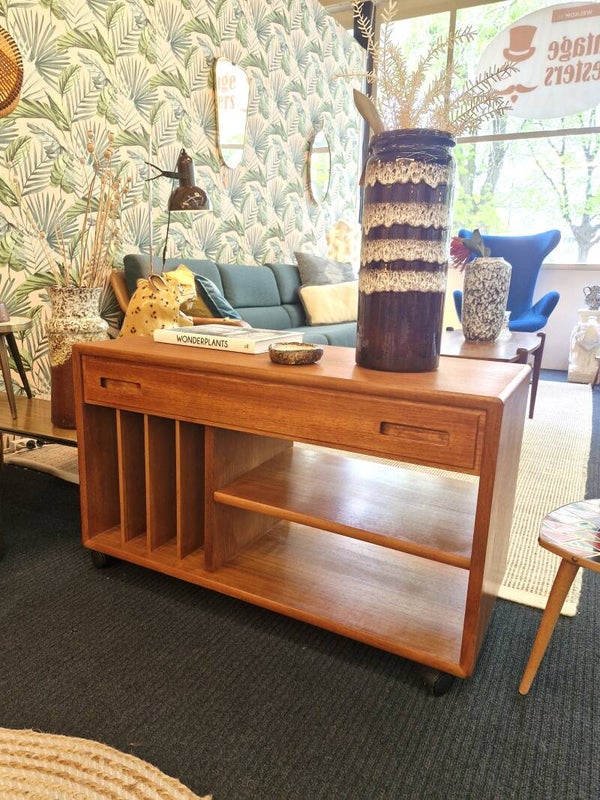 Deens design audiomeubel Dyrlund 70s