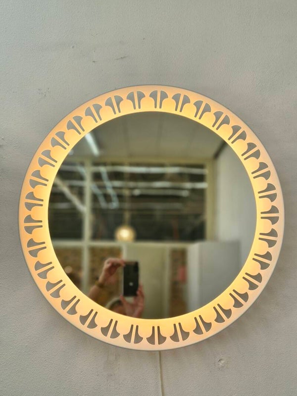 Grote ronde vintage spiegel Hillebrand met verlichting