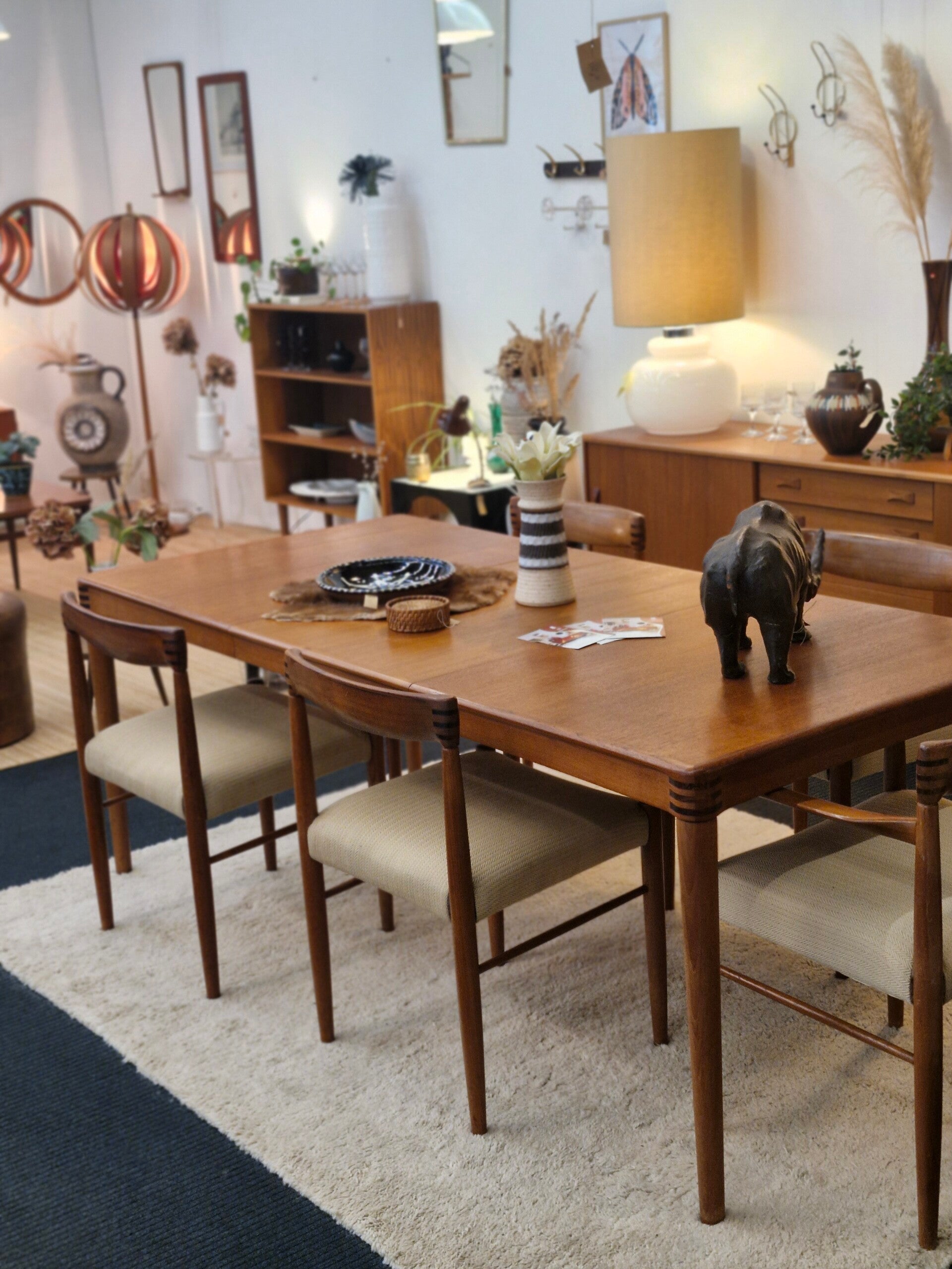 Deens design eethoek Bramin 1965 - verlengbare tafel - 5 stoelen