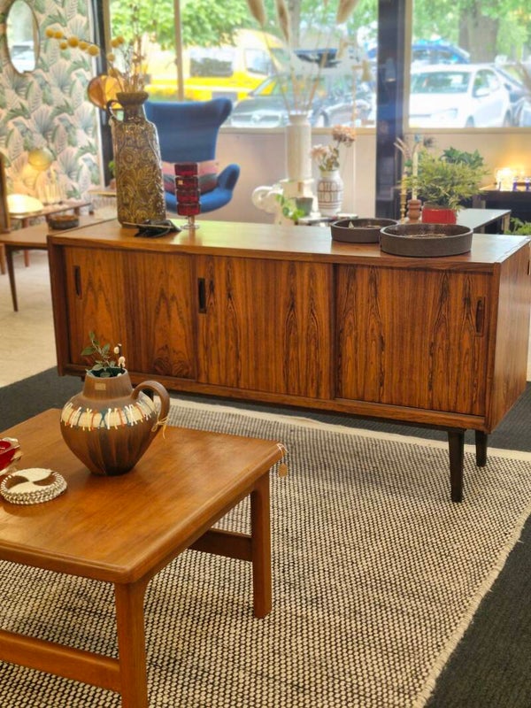 Vintage sideboard / dressoir palissander schuifdeuren