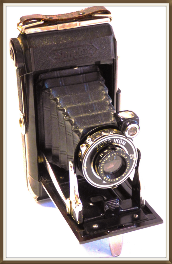 ZEISS IKON - SIMPLEX 511/2 6x9 EN BAKELITE - OBJECTIF NETTAR 6.3/10.5 cm