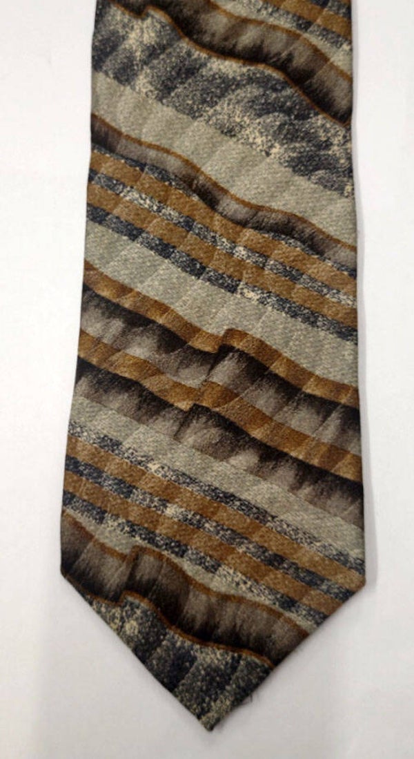 CRAVATE "CHRISTIAN LACROIX PARIS" MADE IN ITALY 100% SOIE