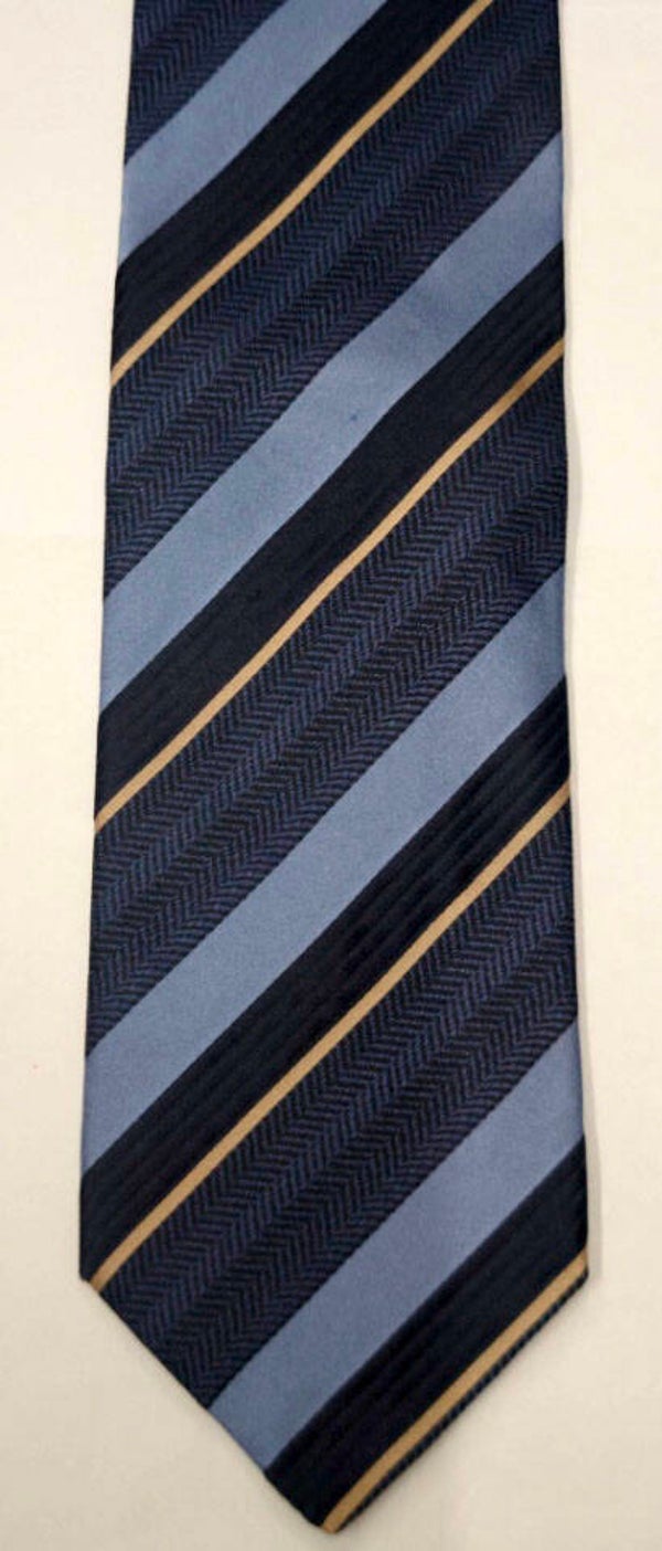 CRAVATE "HUGO BOSS"  100% SOIE