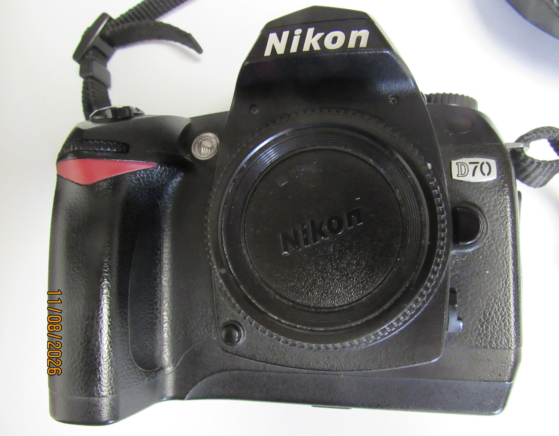 NIKON DIGITAL D70 REFLEX AUTOFOCUS BATTERIES + CHARGEUR