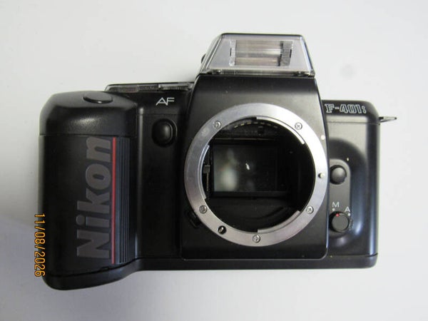 NIKON F-401S AUTOFOCUS A REPARER (les piles chauffent)