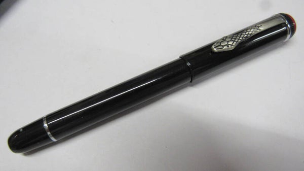 STYLO PLUME JINHAO SNAKE PEN AGRAFE ARGENTÉE PLUME 025.