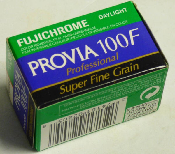 FILM FUJICOLOR 135 PROVIA 100F 36 POSES PERIME 2015.03