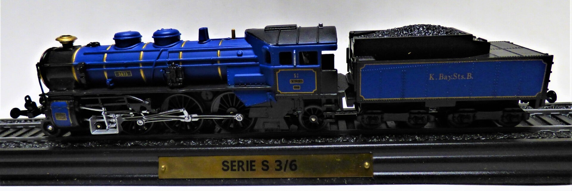 LOT DE 23 LOCOMOTIVES ATLAS