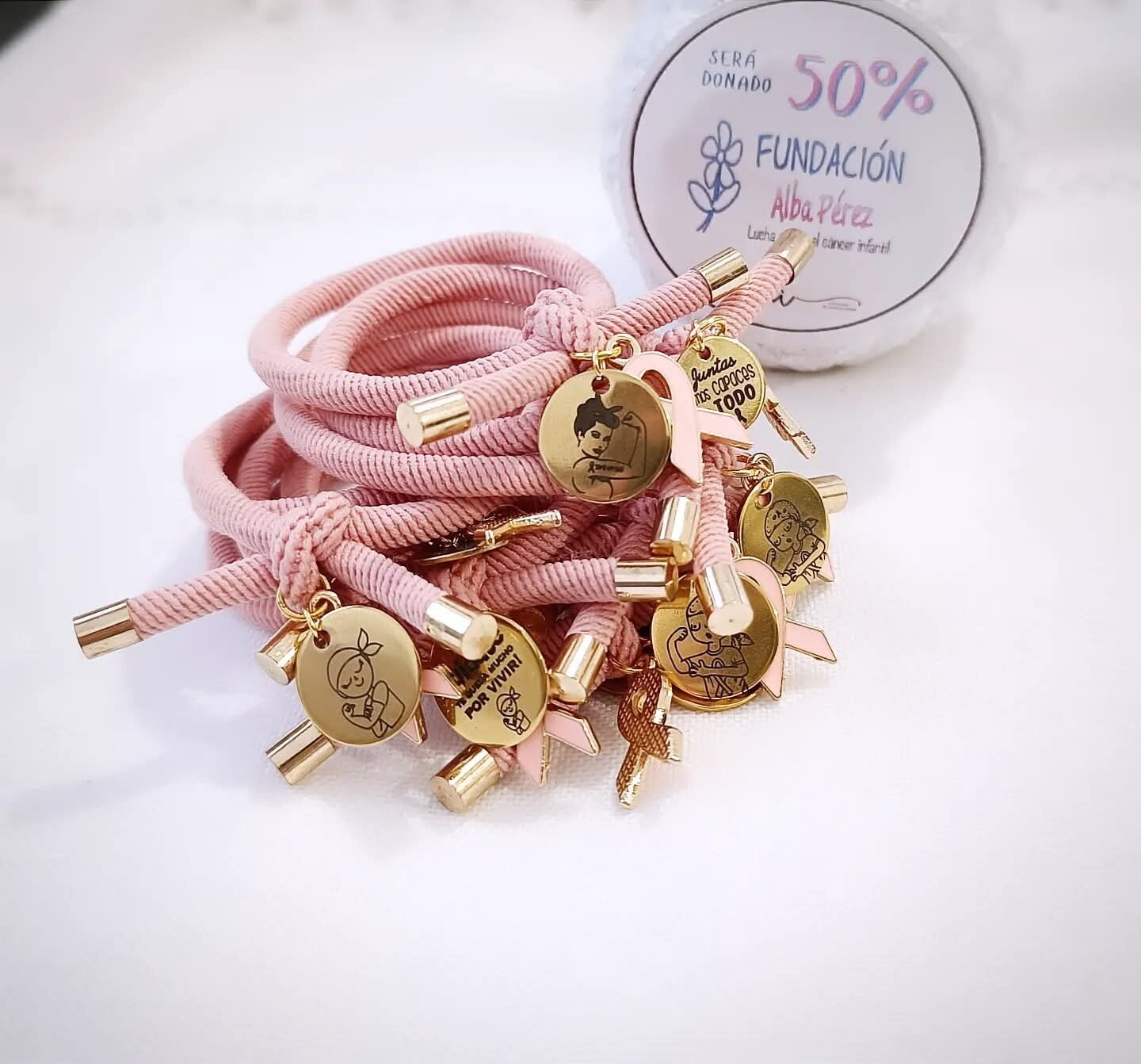 Pulsera solidaria cáncer infantil