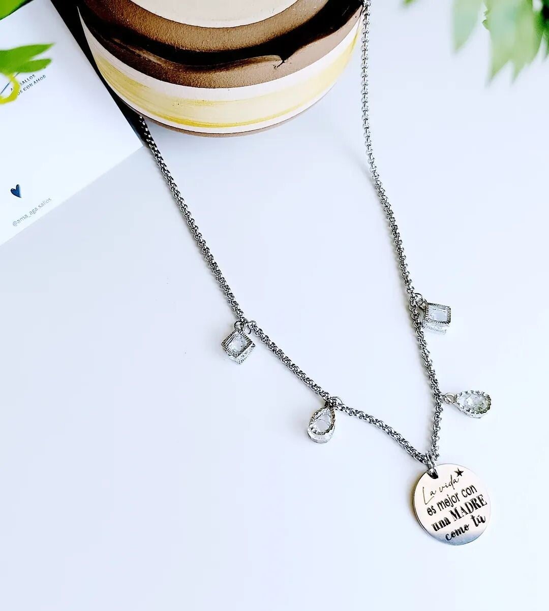 Gargantilla mamá eres única