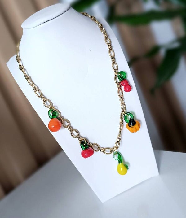 Gargantilla frutitas