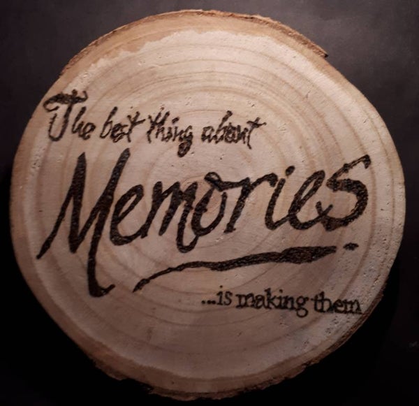 Tekstbord The best thing about memories...