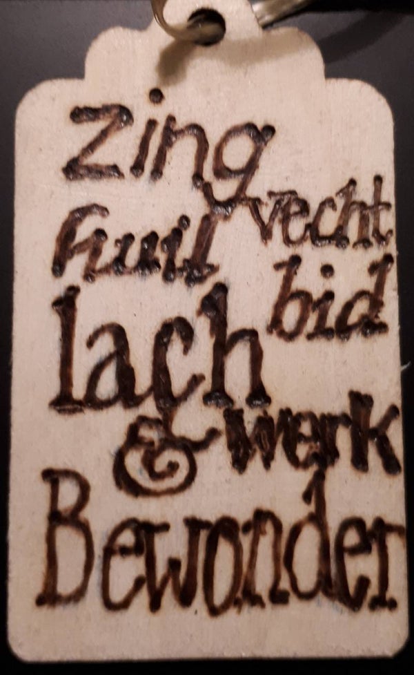 Kadolabel Zing vecht huil....