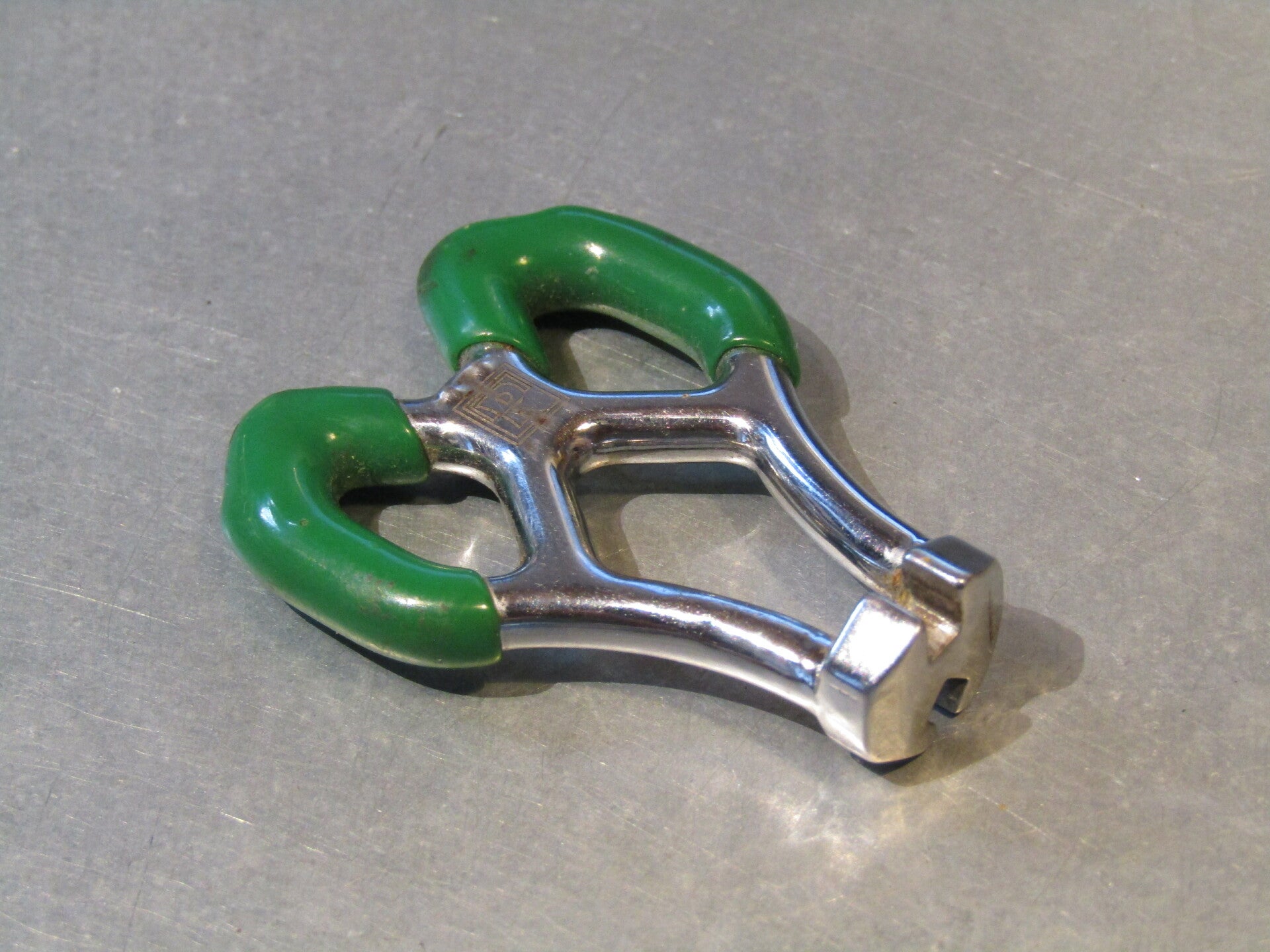 PARK Type GREEN DUAL KEY Spoke key 2nd hand BXC00L8 0001 - 9/29/20 RK10