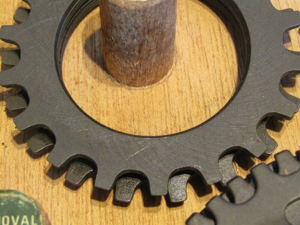 SHIMANO 600 EARLY 17t 1st position threaded freewheel cog SH-BX-004 4/18/21