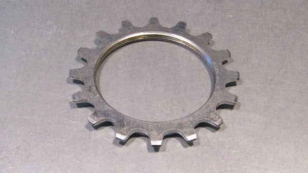 MAILLARD vintage 70's/80's COMPACT Middle Threaded 16t Cog NOS! BXC00A03