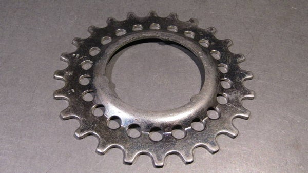 MAILLARD vintage 70's/80's 24t course freewheel Cog with spacer ( MA ) NOS! BXC00H34 03 - 3/14/19