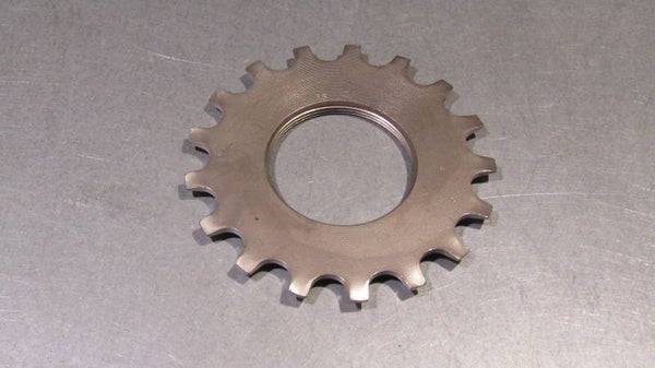 .SHIMANO 600 EX vintage 80's UNIGLIDE 6sp Threaded Cassette Cog 17t NOS! BXC00L20 04 - 4/4/19