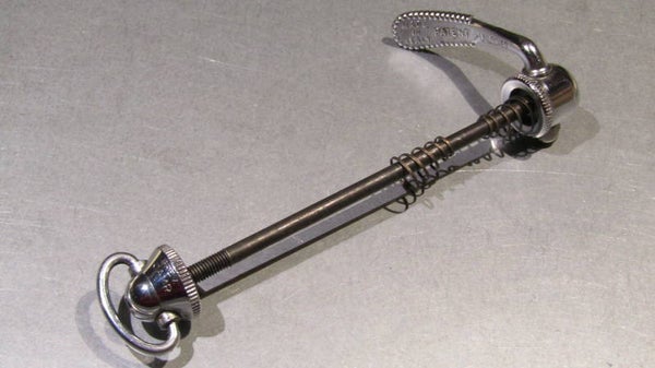 .CAMPAGNOLO NUOVO RECORD vintage 70's/80's Front Wheel QUICK RELEASE With Curved Lever BXC00C1