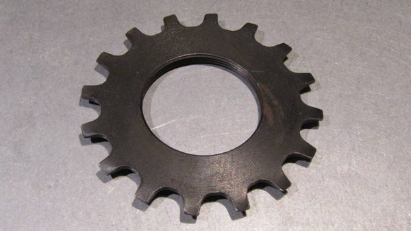 SHIMANO EARLY 600 vin0tage 70's/80's 16t  5/6 SPEED FREEHUB/UNIGLIDE Threaded Cassette Cog NOS! BXC00C07 4445