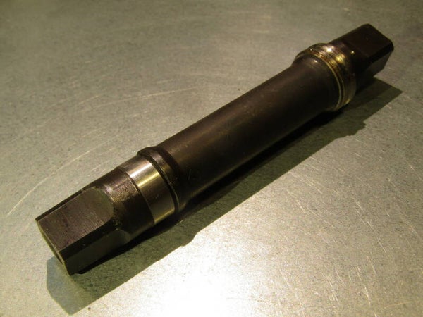 COBRA ( ENGLISH THREAD ) STEEL Bottom bracket spindle 112mm NOS! TL01 D01-004-04A 5/24/21