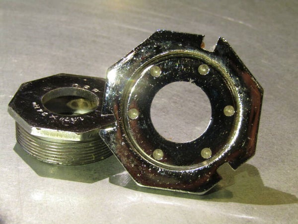 *SAURINI ( STRONGLIGHT ) BSC 1.37X24TPI Bottom bracket cup set NOS! BB26 1010 5/26/21 RK03