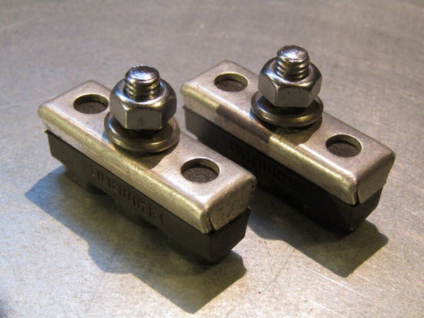 SHIMANO 600 Brake blocks with mounting hardware 2nd hand BOR04 004-04 5/29/21