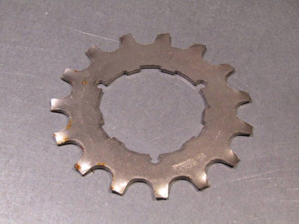 ..SHIMANO 600EX 15t UNIGLIDE CASSETTE Cog NOS! BXC00D25 5055 RK09