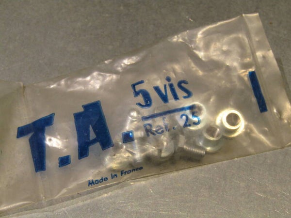 T.A. Ref. 25 Chain ring bolt set 5X NOS/NIP. BXC00E1
