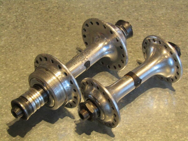 *CAMPAGNOLO NUOVO RECORD 36o 6sp ITALIAN Thread hub-set 2nd hand BB22D 6767 - 7/20/21