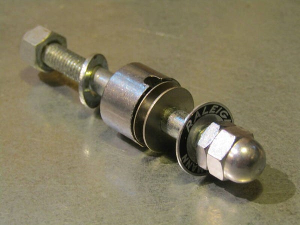 RALEIGH ( WEINMANN ) 500/730 ERA Medium brake caliper center bolt NOS! TL01 02-B01-003-01 9/2/21