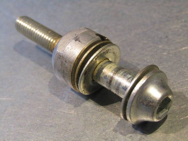 MODOLO CORSA Medium brake caliper bolt NOS! BXC00N18 05 - 4/25/20 RK11