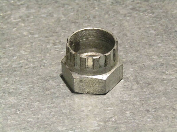 STRONGLIGHT Sealed Bottom Bracket Removal tool 2nd hand TL01 02-B02-C04-03 9/25/21