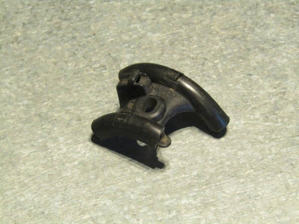 SHIMANO CHAIN STAY U-BRAKE Triple cable guide NOS! TL04 01-B01-002-01 10/15/21